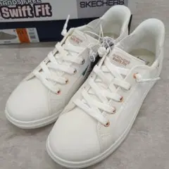 ●8/0702p21 SKECHERS SWIFT FIT ホワイト 25.5のサムネイル