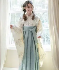 Item thumbnail for item bfe865fc-ba79-47a5-8f32-8d131391586c