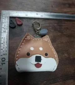 Item thumbnail for item 825e2453-5c0b-4160-ac9f-f8cfd8ccebb0