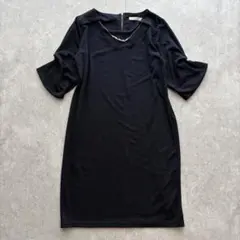 美品 パールネックレス付き 半袖 5分袖 ひざ丈ワンピース ネイビー フォーマルのサムネイル