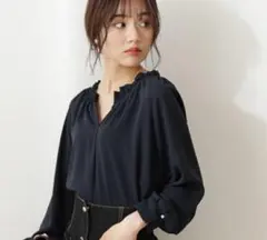 美品　プロポーション　前後2Wayフリルカラーブラウス　ネイビー　紺　M ブルー