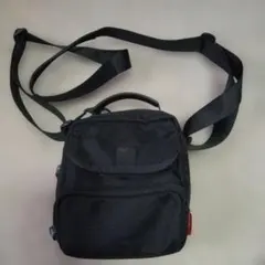 ナイロン ショルダーバッグ 黒 2ポケット