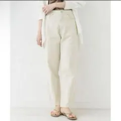 イージーチノパンツ