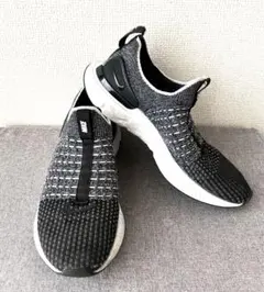 Nike ナイキ　リアクト　スニーカー 黒×白　24.5㎝ 定価2.1万円　美品