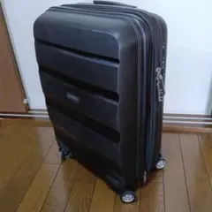 サムソナイト　ブラックキャリーケース ダイヤルロック付き