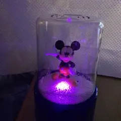 ミッキーマウス光って舞う電動ウインタースノーイングドーム クリスマス
