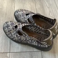 Item thumbnail for item 8c0ac411-8ce0-4f38-b555-6319cf90d859