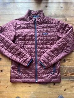 パタゴニア　ナノパフジャケット　2022年 ボルドー　Patagonia 希少色