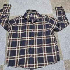 UNIQLO ネイビー・レッド チェック柄 長袖シャツ