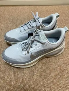 新品級 箱あり NIKE ナイキ ボメロプラス グレー 27.5 - メルカリ