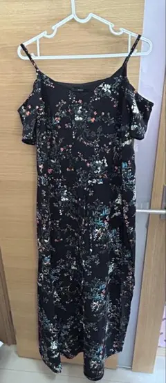 キャミソールワンピース　パンツ付き　花柄のサムネイル