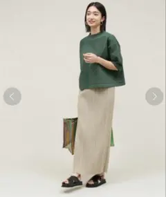 アダムエロペ　プリーツタイトスカート