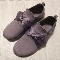 お値下げ 25センチ SKECHERS リボンがかわいい スニーカー(パープル)