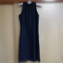 ブラックノースリーブ後ろリボンワンピース