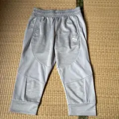 美品　Puma プーマ　グレー ジャージパンツ　七分丈