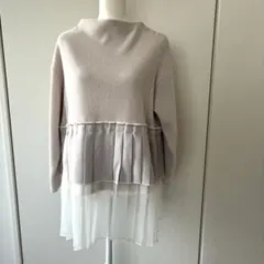 エイミーロウ　グレージュ　シフォンフリル ニット　プリーツ　スローブイエナ　ザラ