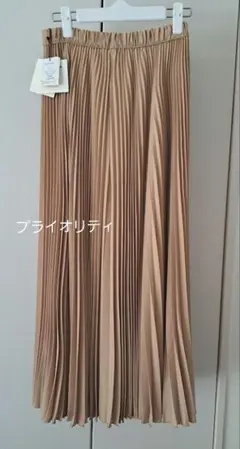 【新品未使用】Priority　 プリーツパンツ 　 トレンチベージュのサムネイル