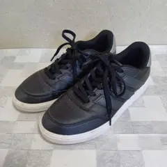 adidas 黒 スニーカー　合成皮革