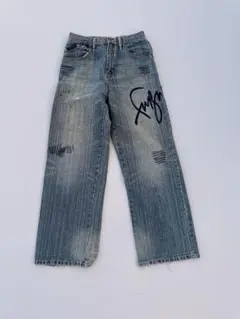 ライトブルーダメージデニムパンツ