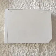 【まとめ売り】Wii本体　コントローラ8台　アダプター　ソフト4本