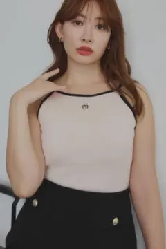 herlipto Trois Logo Topのサムネイル