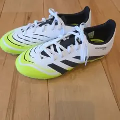 新品　adidas PREDATOR サッカーシューズ ホワイト イエローのサムネイル