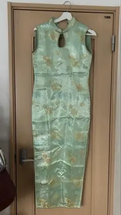 チャイナドレス