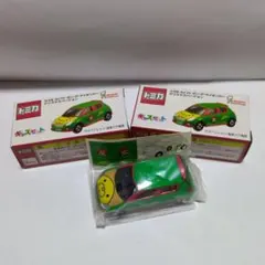 TOMICAトミカ　ポン・デ・ライオンカー　クリスマスバージョン　2個セット