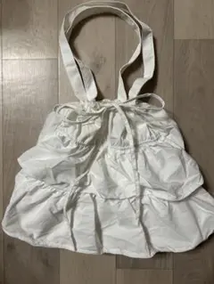 新品　フリルトートバッグ　ホワイト