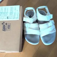 お値下げ☆VANS スポーツサンダル ホワイトのサムネイル