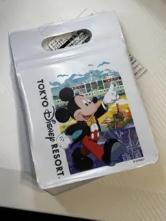 東京ディズニーリゾート限定　未開封　ハンドクリーム　ミニタオル　ショッパー柄