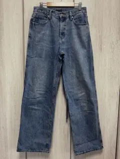 UNIQLO 婦人ワイドストレートデニム　24(61cm)