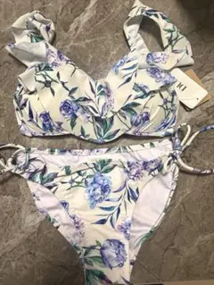 DURAS ビキニ 花柄 水着のサムネイル