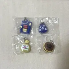 ドラえもん　めじるしアクセサリー　道具　ガチャ　 4点まとめ売り