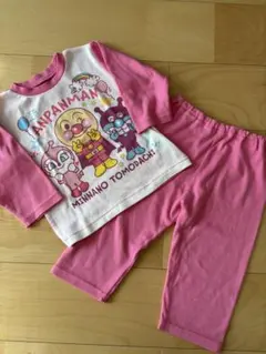 【最終価格】ベビー　サイズ90 パジャマ　アンパンマン　ピンク