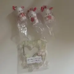 ポチャッコ ガチャガチャ ワントーンマスコット さくらマジックアクリルカラビナ
