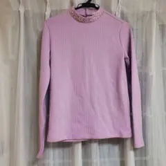 GU　ジーユービジューハイネックプルオーバー　ニット　セーター　トップス