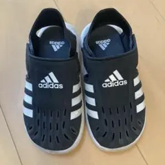adidas キッズ サンダル 黒/ 白 18cm