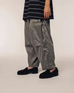 極美品　TIGHTBOOTH / STRIPE CROPPED CARGO