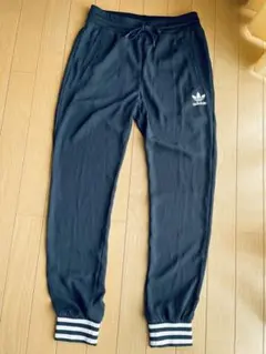 adidas originals 軽量 通気 レディース ランニング Lサイズ