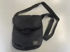 美品　PORTER フレームショルダーバッグ　ブラック
