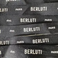 BERLUTI ブランドロゴ入り 黒リボン3本のサムネイル