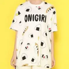 PUNYUS フード総柄Tシャツ ONIGIRIのサムネイル