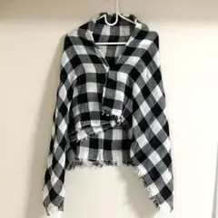 ユニクロ　ストール　大判　チェック　ブラック　ホワイト　ショール　フリンジ　軽量