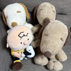 スヌーピーぬいぐるみ 約45センチ 3つセットとチャーリーブラウン合計4つ