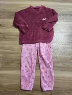 ユニクロフリースパジャマセット 130cm