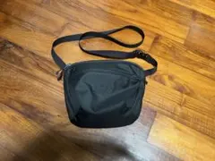 ARC'TERYX ショルダーバッグ ブラック
