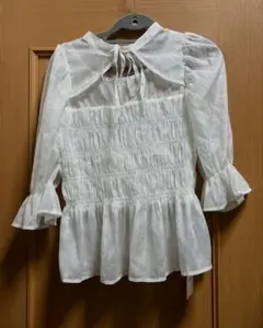 新品未使用 GRL ホワイトブラウス Fサイズ