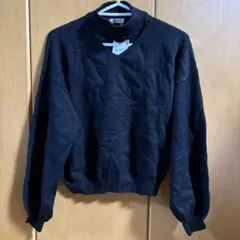 ⭐️INGNI 黒 Vネック 長袖セーター