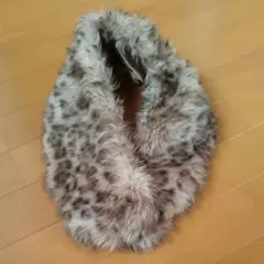 美品！INGNI イング レオパード柄 ヒョウ柄 ファーショール ファーマフラー